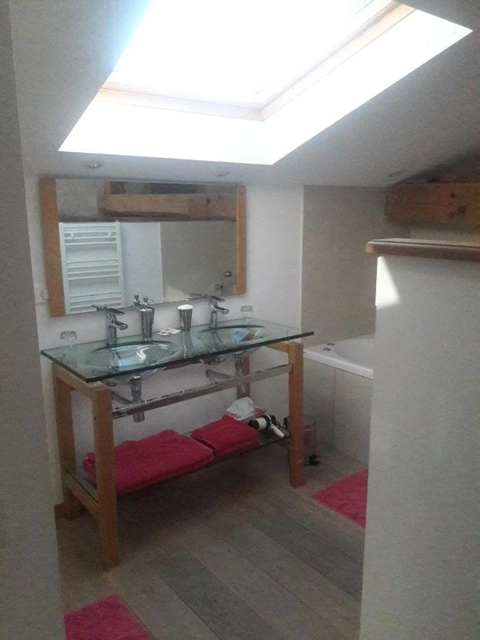 Chambres D'Hotes "Le Calme" Denicé Esterno foto